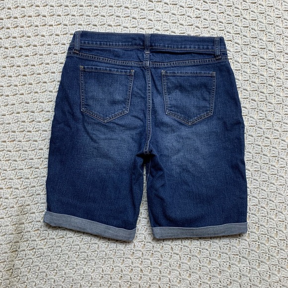 Old Navy Shorts Curvy Profile 8 Regular Blue Denim Cotton Blend 5-Pockes Waist32 - Picture 4 of 10